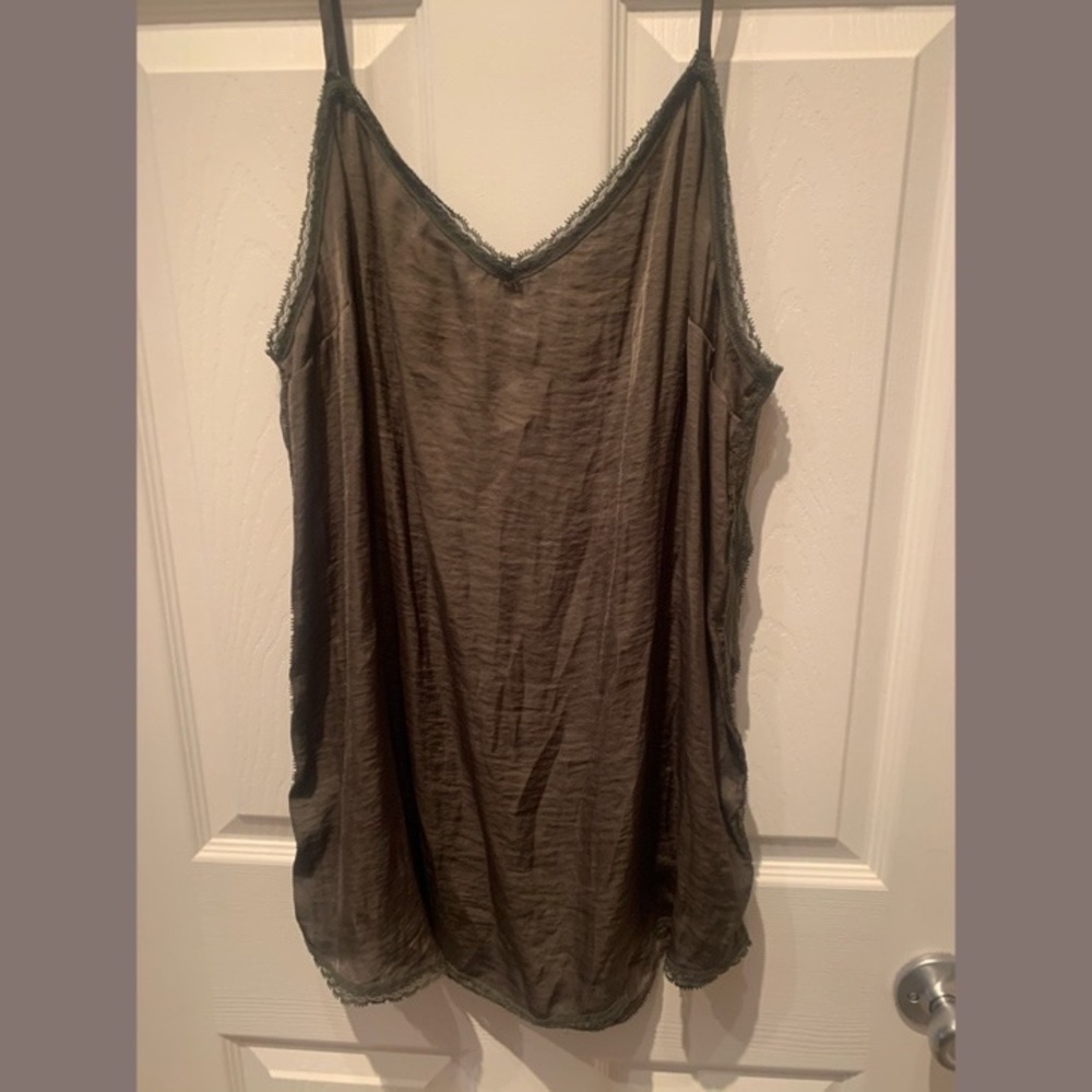 Who What Wear Tank Top